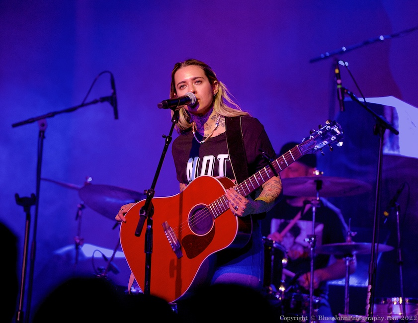 Morgan Wade, Roseland Theater, photo by John Alcala
