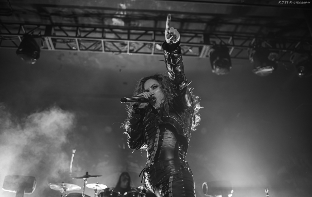 Arch Enemy, Roseland Theater, photo by Kevin Pettigrew