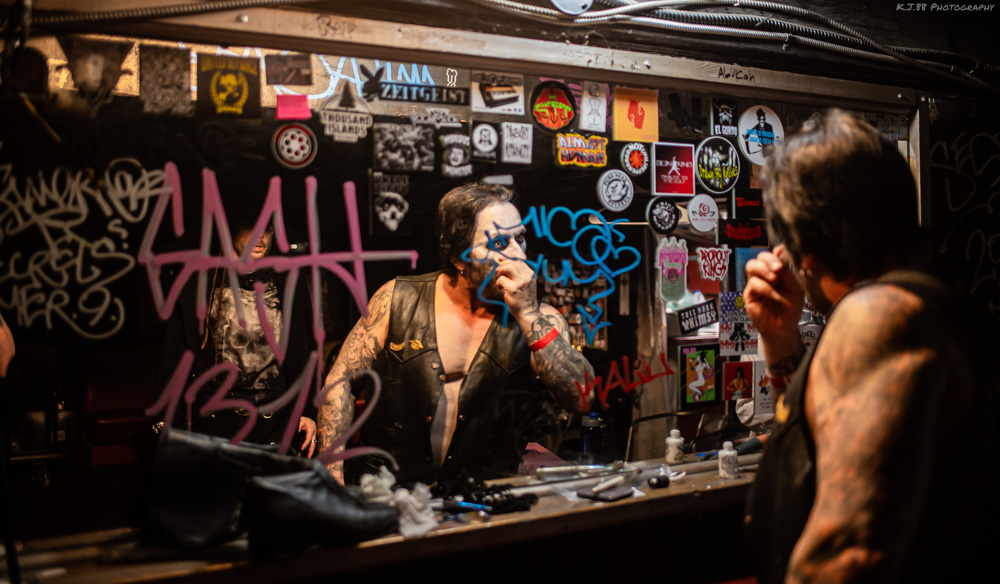 Hideous Monster, Dante's, photo by Kevin Pettigrew