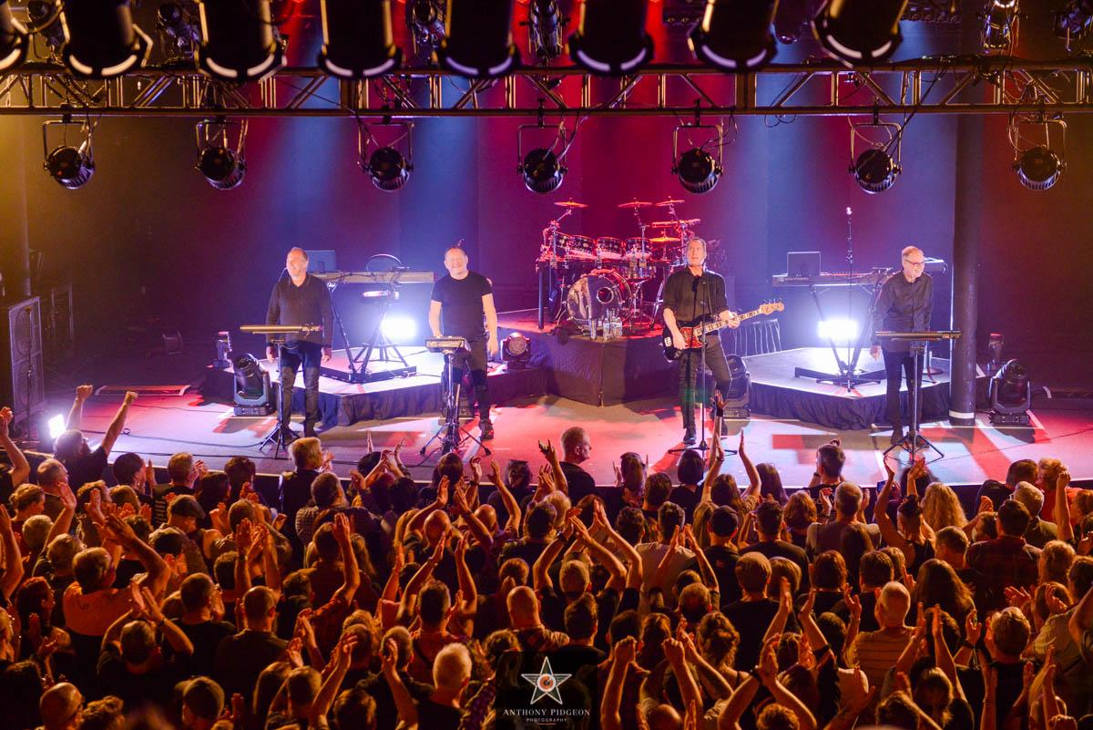 Orchestral Manoeuvres in the Dark, Roseland Theater, photo by Anthony Pidgeon