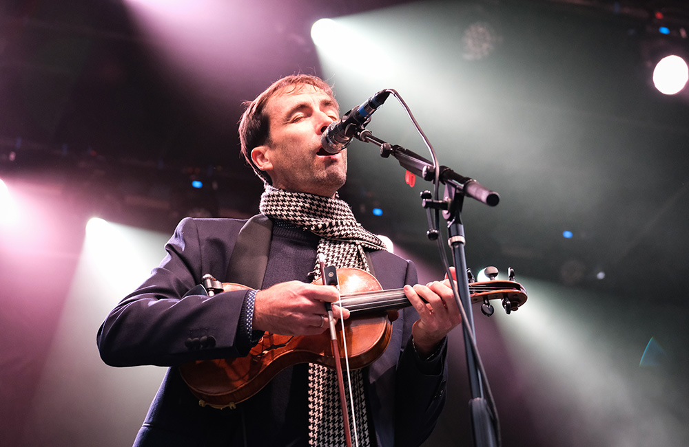 Andrew Bird, Pioneer Courthouse Square, photo by Joe Duquette
