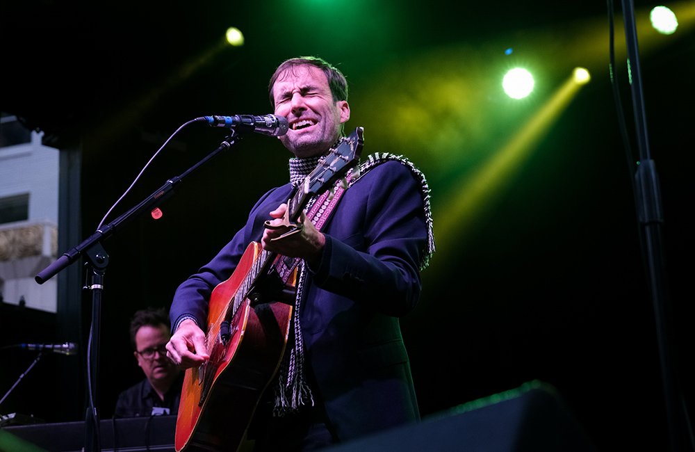 Andrew Bird, Pioneer Courthouse Square, photo by Joe Duquette