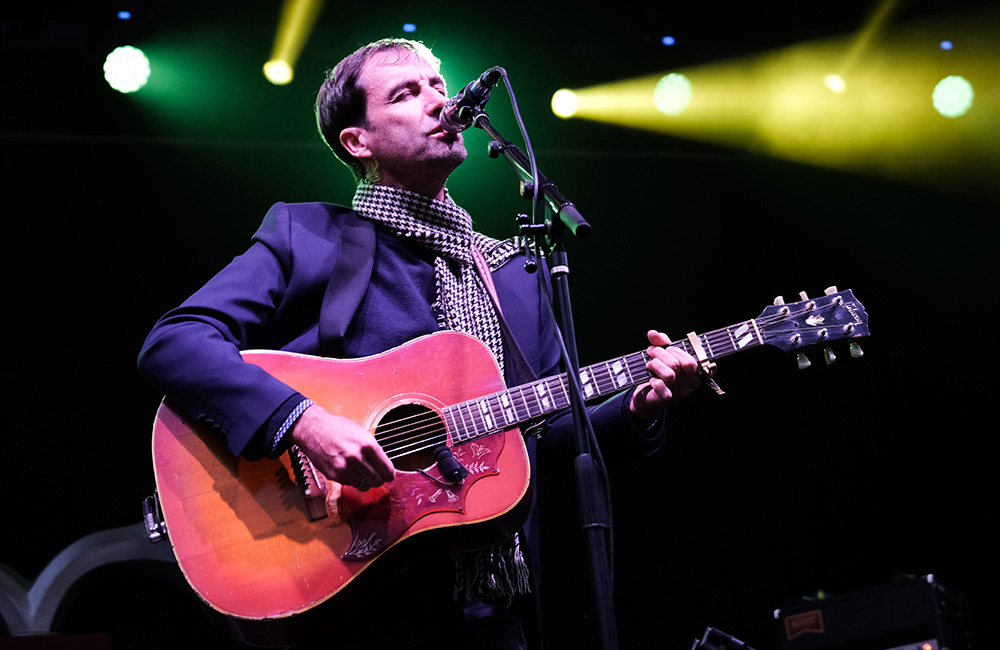 Andrew Bird, Pioneer Courthouse Square, photo by Joe Duquette