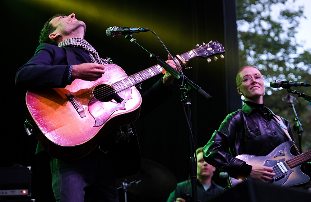 Andrew Bird, Pioneer Courthouse Square, photo by Joe Duquette