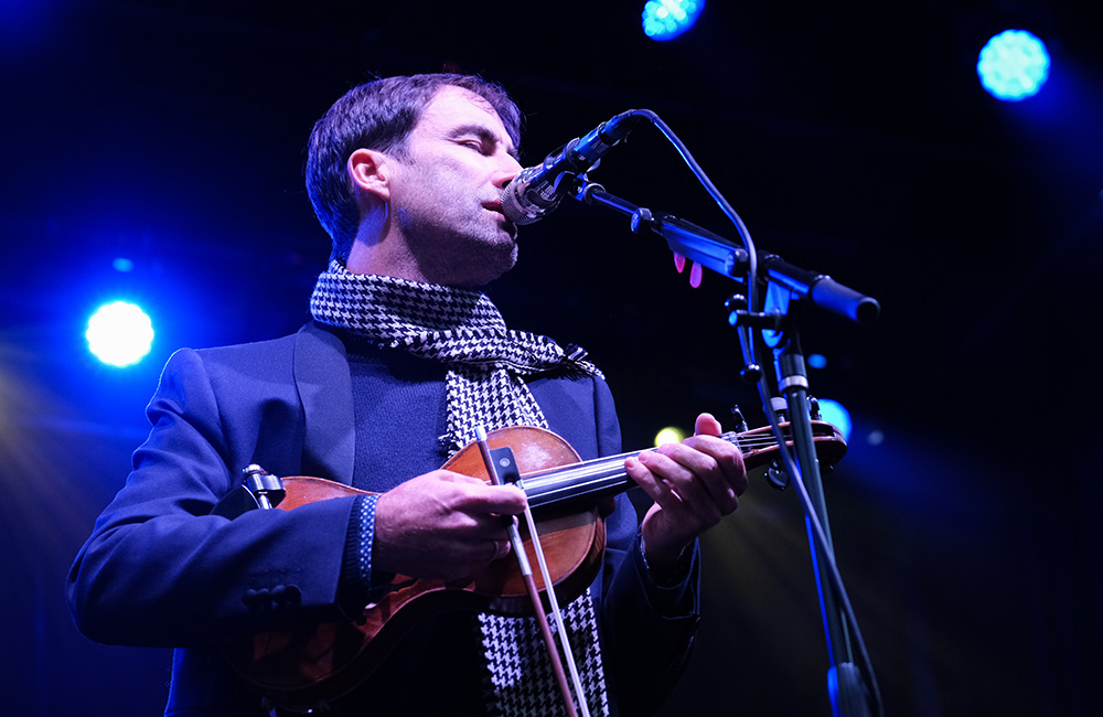 Andrew Bird, Pioneer Courthouse Square, photo by Joe Duquette