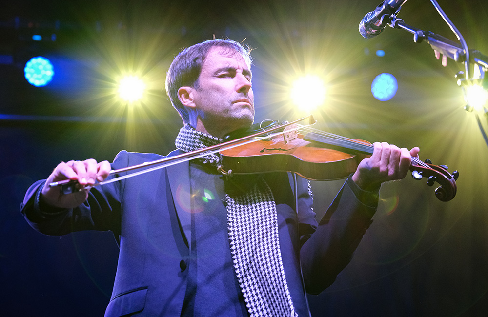 Andrew Bird, Pioneer Courthouse Square, photo by Joe Duquette