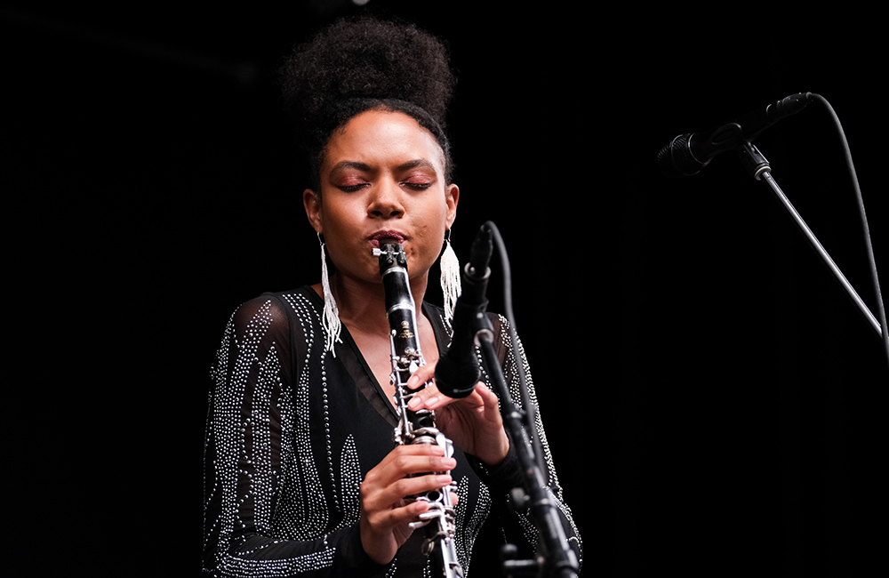Allison Russell, Pioneer Courthouse Square, photo by Joe Duquette