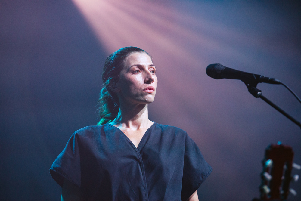 Aldous Harding, Crystal Ballroom, photo by Ignacio Quintana