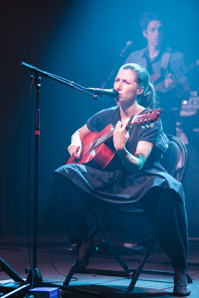 Aldous Harding, Crystal Ballroom, photo by Ignacio Quintana