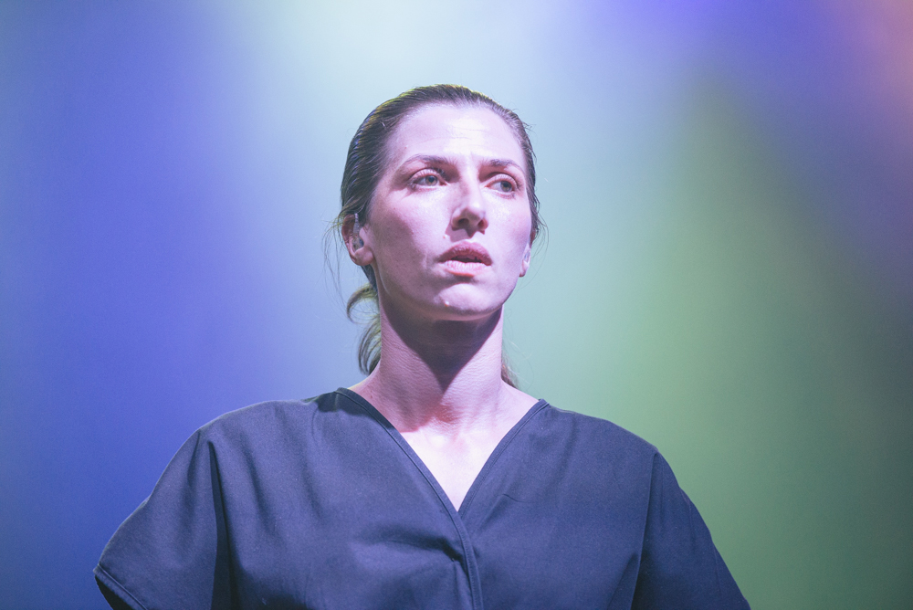 Aldous Harding, Crystal Ballroom, photo by Ignacio Quintana