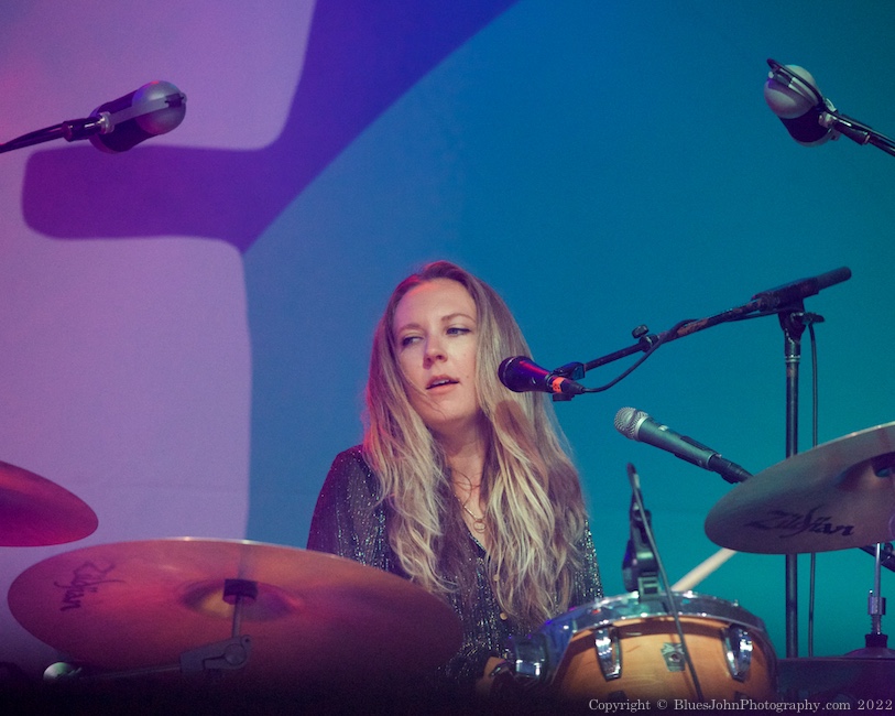 Grace Potter, Tom McCall Waterfront Park, photo by John Alcala