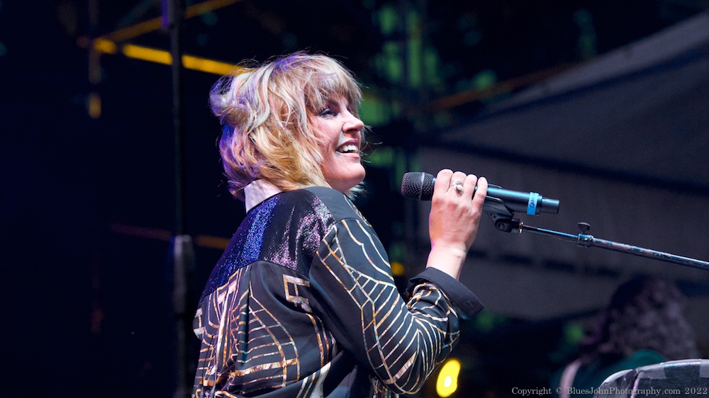 Grace Potter, Tom McCall Waterfront Park, photo by John Alcala