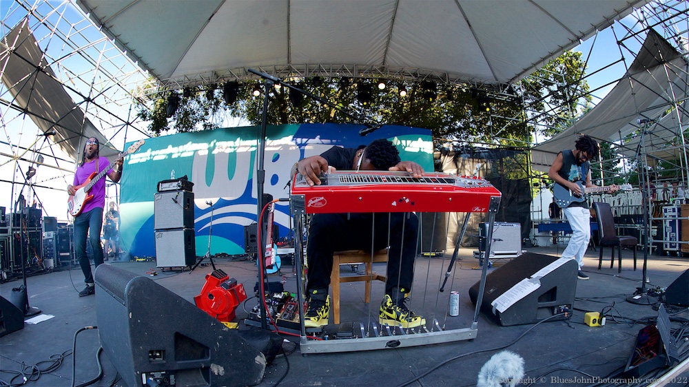 Robert Randolph, Tom McCall Waterfront Park, photo by John Alcala