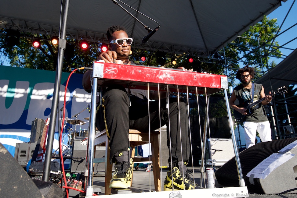 Robert Randolph, Tom McCall Waterfront Park, photo by John Alcala