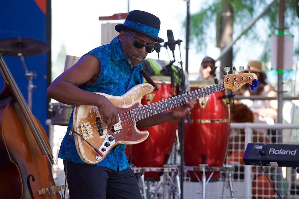 Silent Partners, Tom McCall Waterfront Park, photo by John Alcala