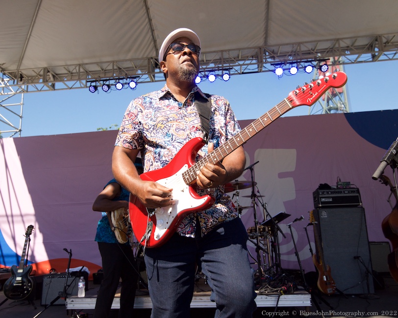 Silent Partners, Tom McCall Waterfront Park, photo by John Alcala