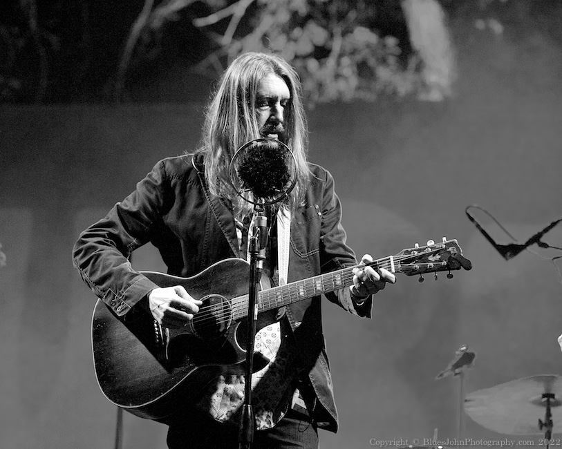 The Wood Brothers, Tom McCall Waterfront Park, photo by John Alcala