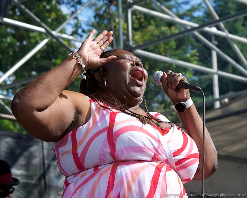 DIUNNA GREENLEAF, Tom McCall Waterfront Park, photo by John Alcala