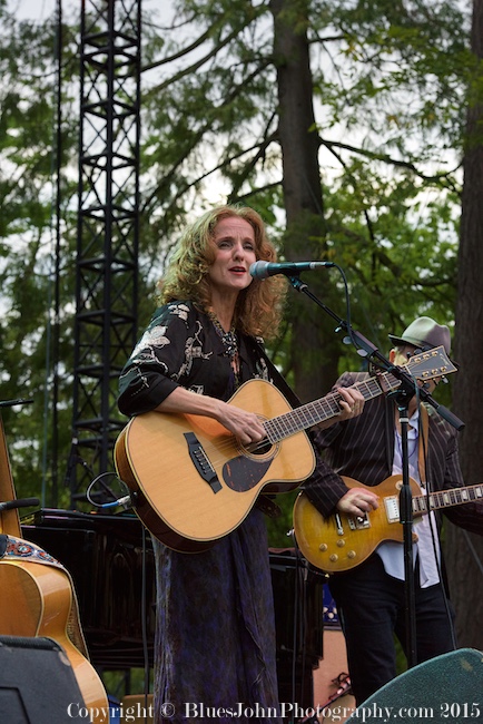 Patty Griffin, Oregon Zoo Amphitheatre, photo by John Alcala