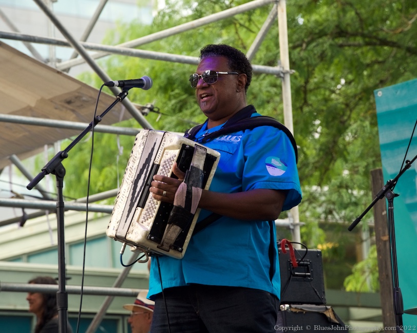 Chubby Carrier and the Bayou Swamp Band, Tom McCall Waterfront Park, photo by John Alcala