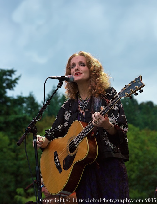 Patty Griffin, Oregon Zoo Amphitheatre, photo by John Alcala