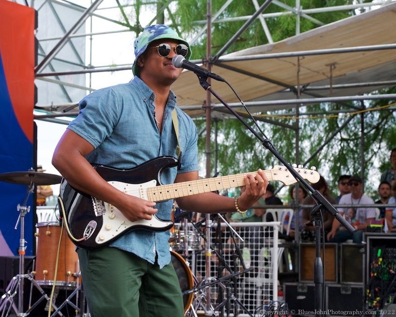 Son Little, Tom McCall Waterfront Park, photo by John Alcala