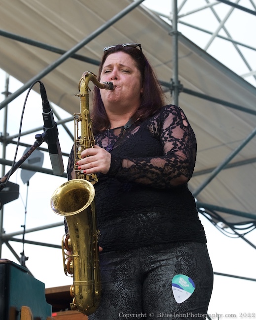 John Bunzow, Tom McCall Waterfront Park, photo by John Alcala