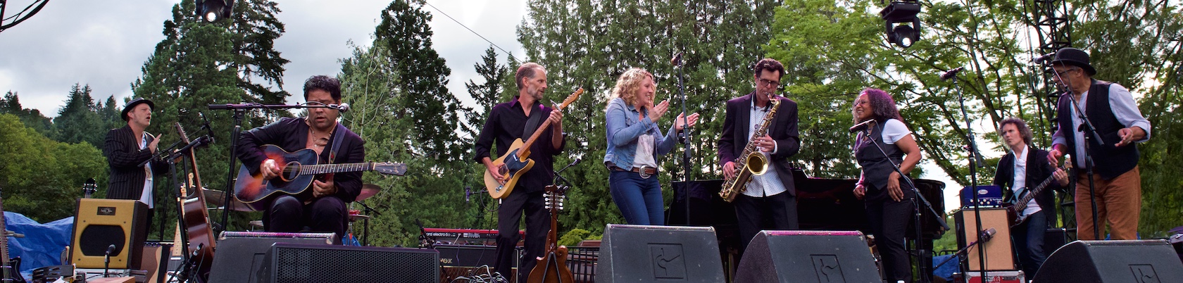 Amy Helm, Oregon Zoo Amphitheatre, photo by John Alcala