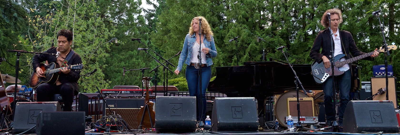 Amy Helm, Oregon Zoo Amphitheatre, photo by John Alcala