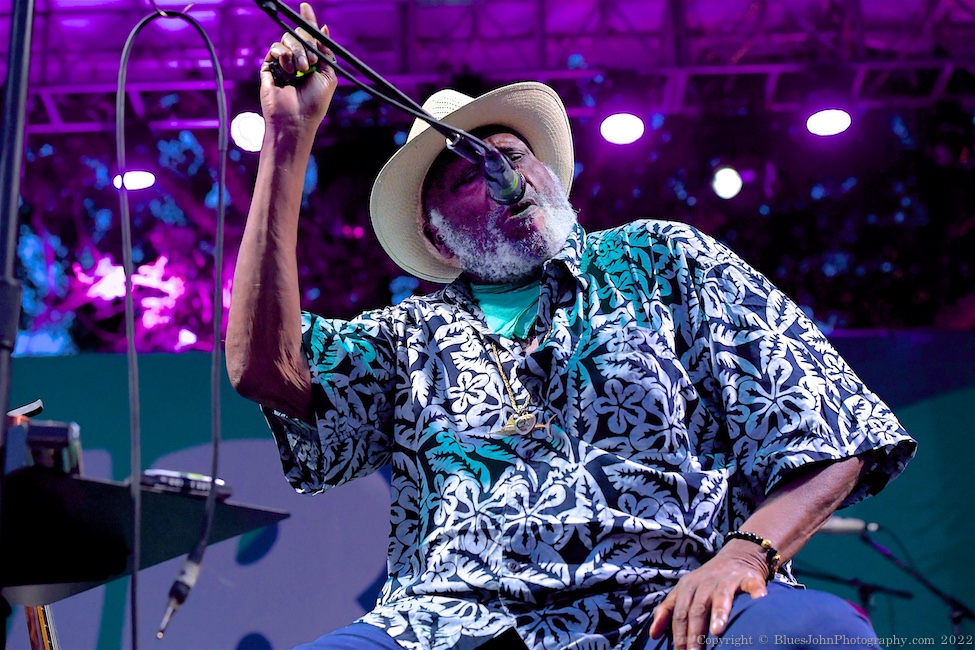 Taj Mahal & the Phantom Blues Band, Tom McCall Waterfront Park, photo by John Alcala