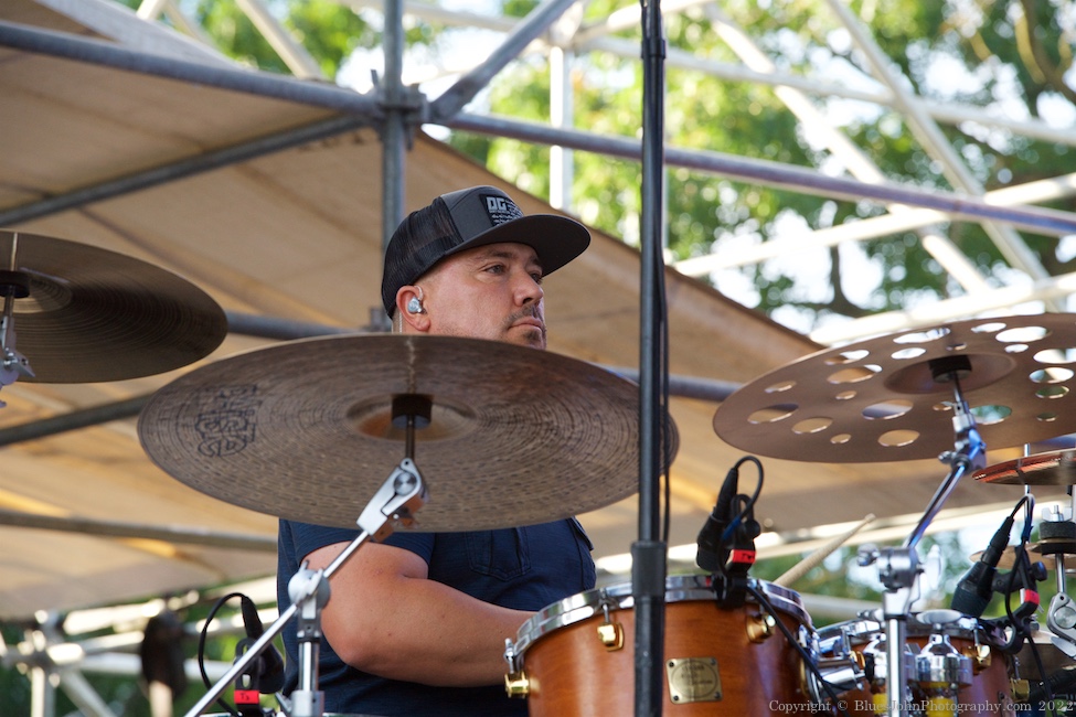 Ron Artis II, Tom McCall Waterfront Park, photo by John Alcala