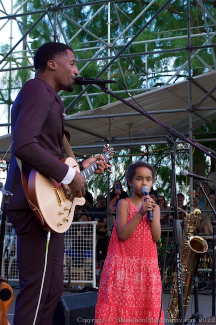 Ron Artis II, Tom McCall Waterfront Park, photo by John Alcala