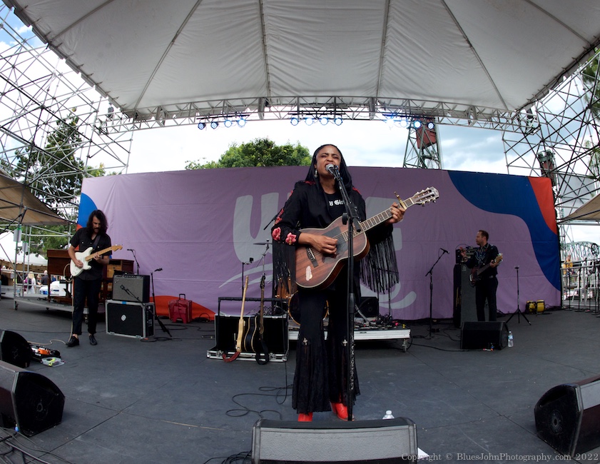 Adia Victoria, Tom McCall Waterfront Park, photo by John Alcala