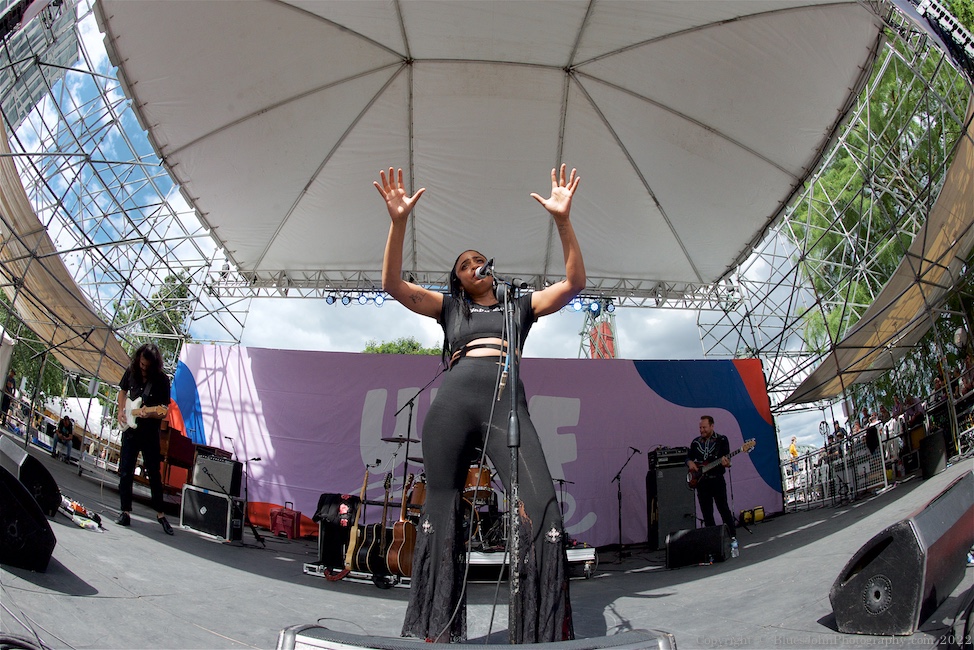 Adia Victoria, Tom McCall Waterfront Park, photo by John Alcala