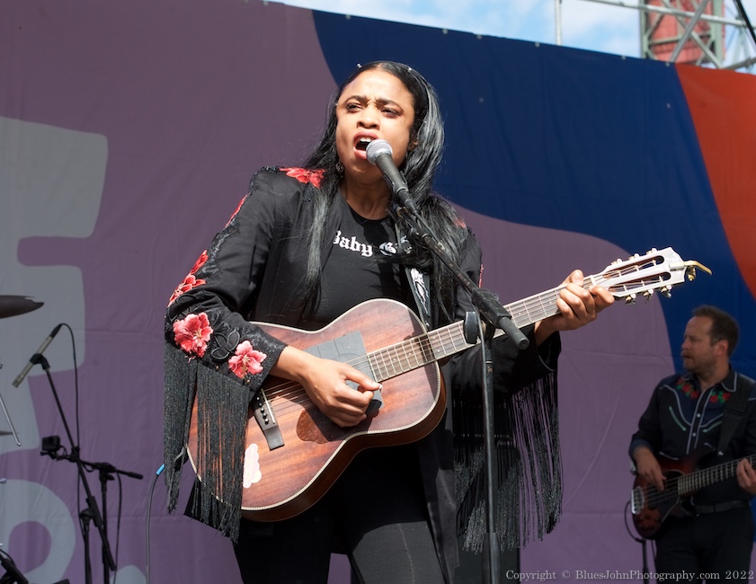 Adia Victoria, Tom McCall Waterfront Park, photo by John Alcala