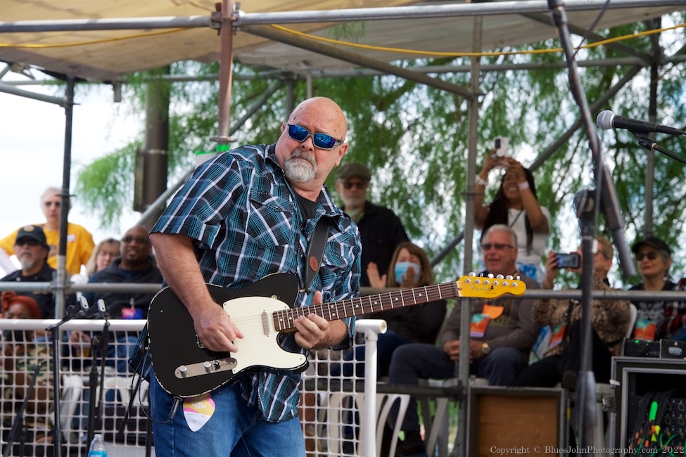 LaRhonda Steele, Tom McCall Waterfront Park, photo by John Alcala