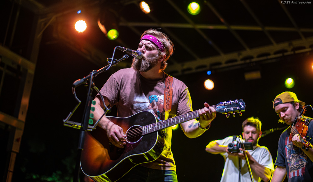 Zach Bryan, Clackamas County Fairgrounds, photo by Kevin Pettigrew