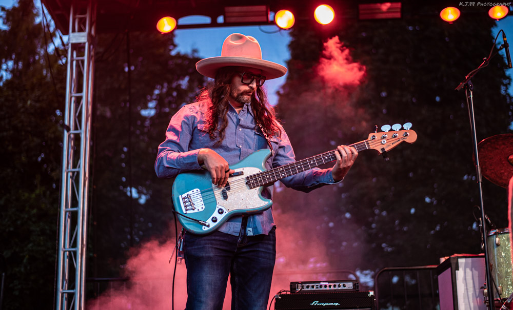 Vincent Neil Emerson, Clackamas County Fairgrounds, photo by Kevin Pettigrew