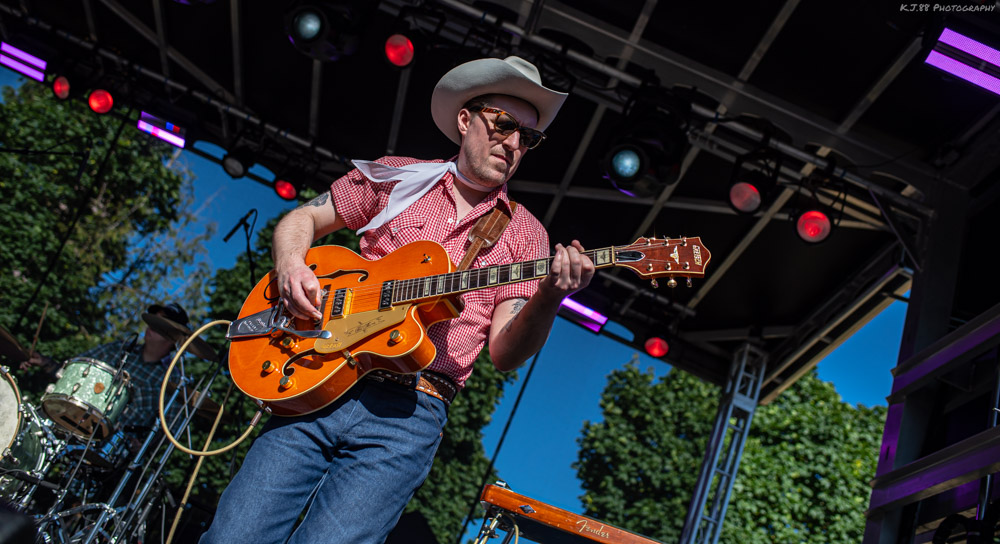 Jenny Don't & The Spurs, Clackamas County Fairgrounds, photo by Kevin Pettigrew