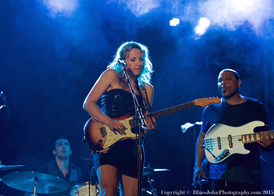 Ana Popović, Star Theater, photo by John Alcala