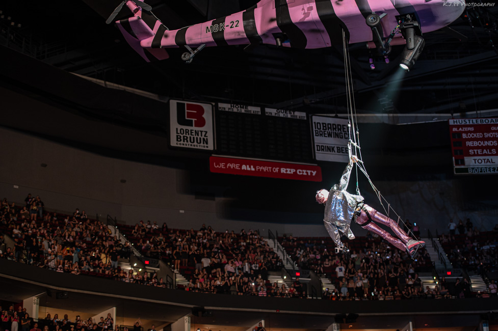 Machine Gun Kelly, Moda Center, photo by Kevin Pettigrew