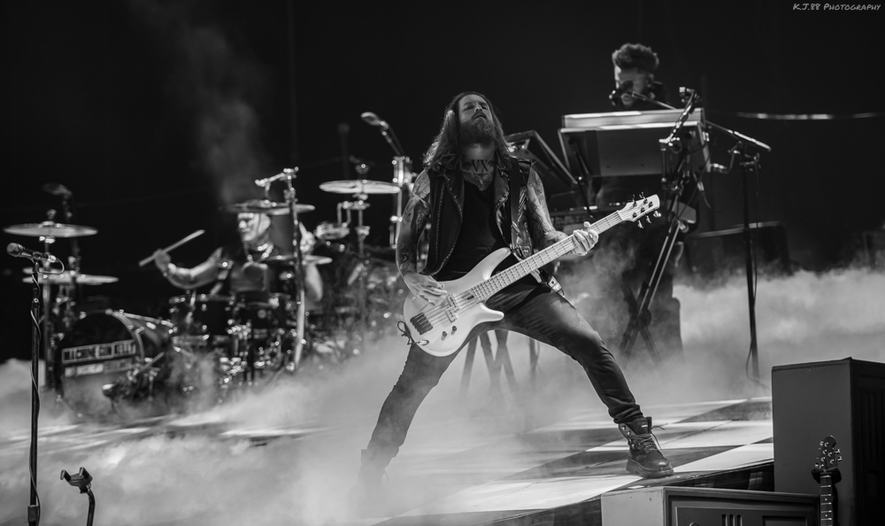 Machine Gun Kelly, Moda Center, photo by Kevin Pettigrew