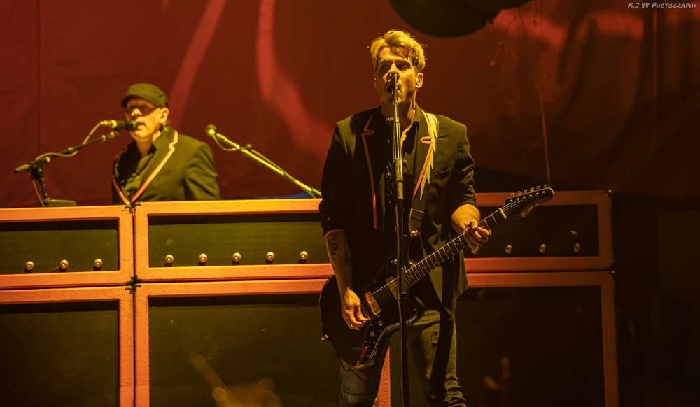 Avril Lavigne, Moda Center, photo by Kevin Pettigrew