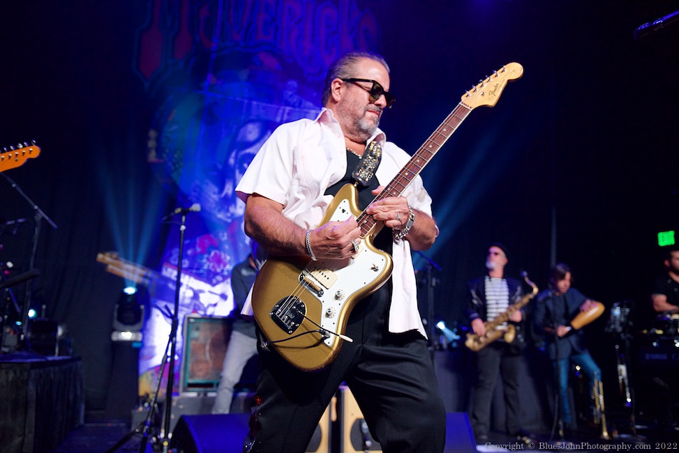 The Mavericks, Revolution Hall, photo by John Alcala