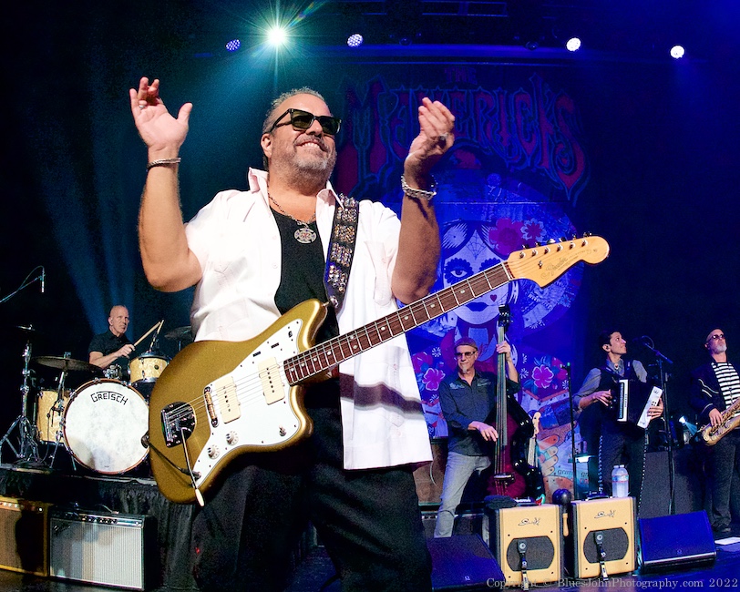 The Mavericks, Revolution Hall, photo by John Alcala