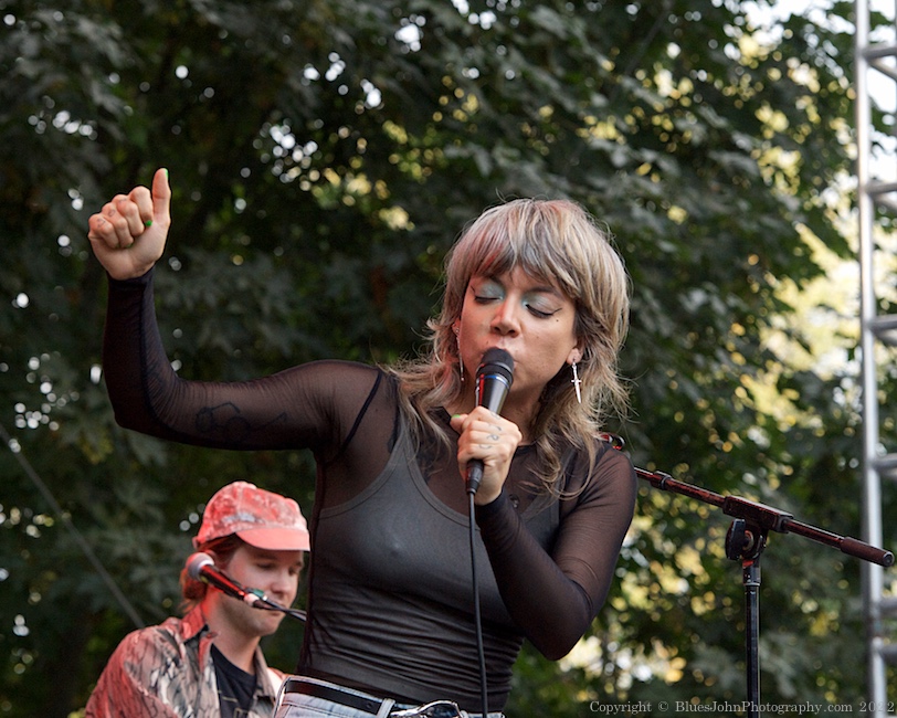 Hurray for the Riff Raff, Edgefield Amphitheater, photo by John Alcala