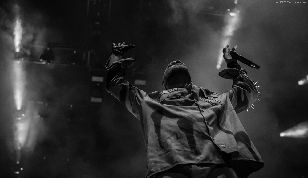 Five Finger Death Punch, RV Inn Style Resorts Amphitheater, photo by Kevin Pettigrew