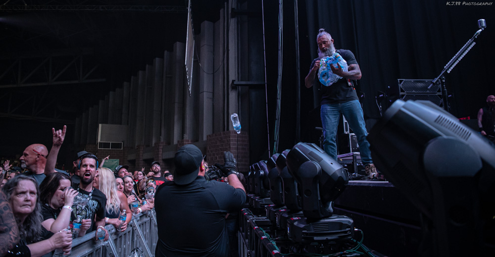 Five Finger Death Punch, RV Inn Style Resorts Amphitheater, photo by Kevin Pettigrew