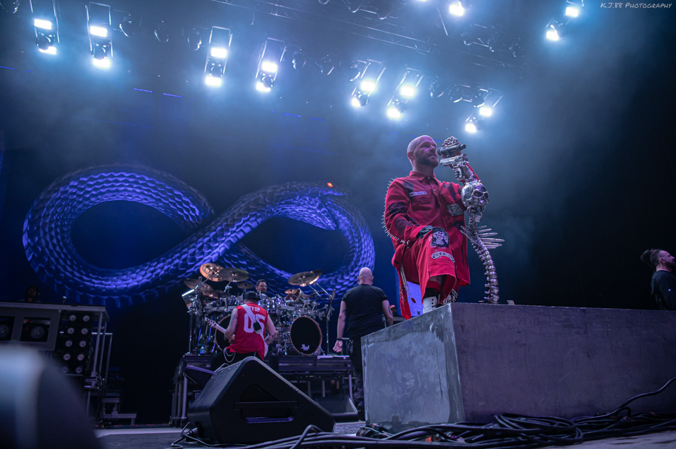 Five Finger Death Punch, RV Inn Style Resorts Amphitheater, photo by Kevin Pettigrew