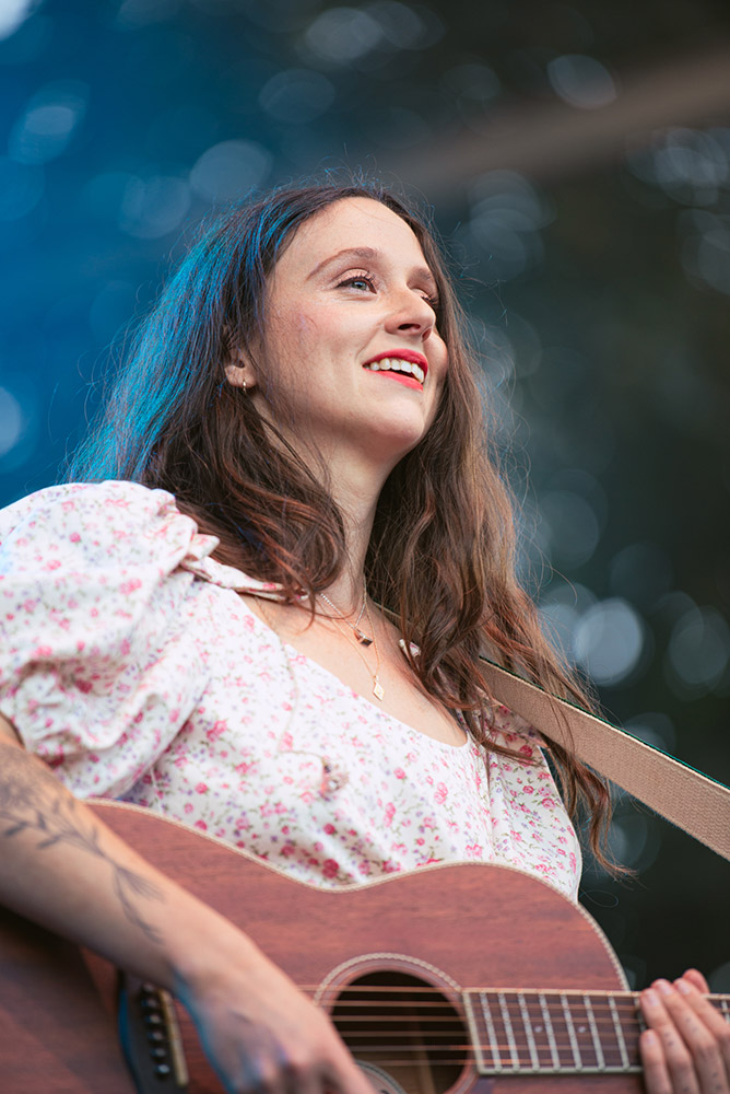 Waxahatchee, Edgefield Amphitheater, photo by Ignacio Quintana